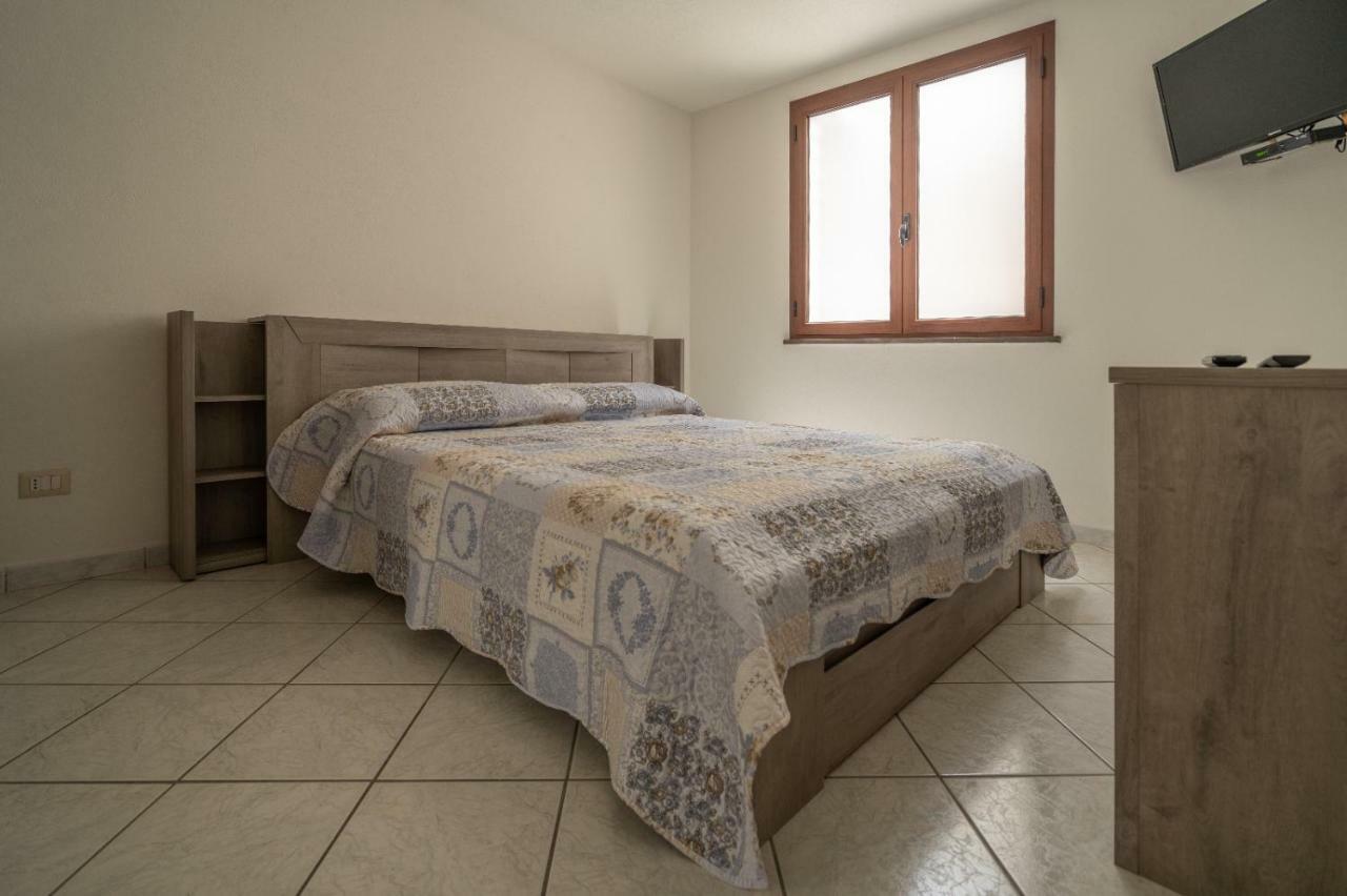 Tresnuraghes Appartamento Belvedere Sassos מראה חיצוני תמונה